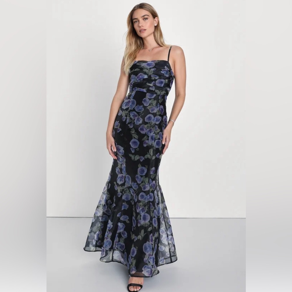 NWT Lulus Wedding Guest Dress
